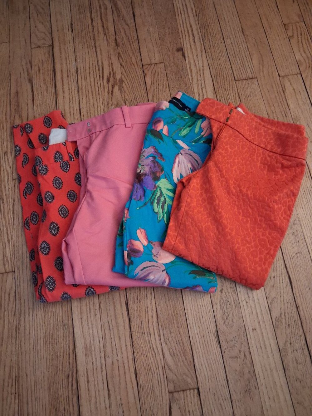 Capri-ankle pants bundle. 4 for the price of 1!!